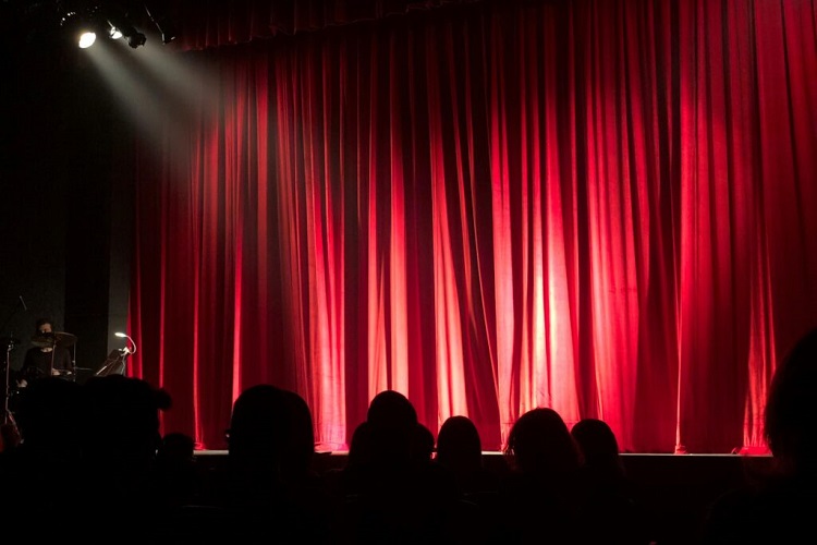 theatre 750x500