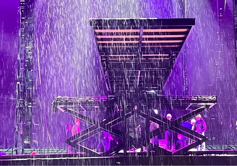 stage riser